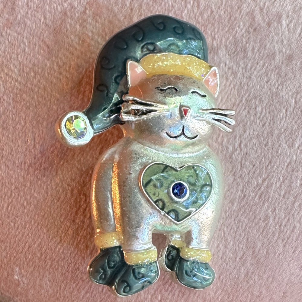 Vintage Kenneth Cole Cat Brooch Wearing Hat, Booties & Heart Enameled Crystal